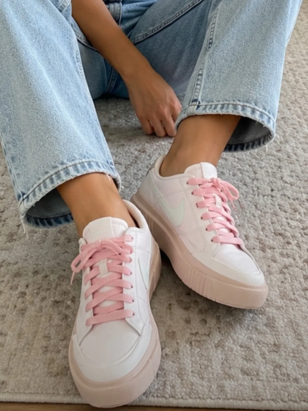 Nike Court Legacy Lift Platform Sneakers Pink White Women’s Size 9